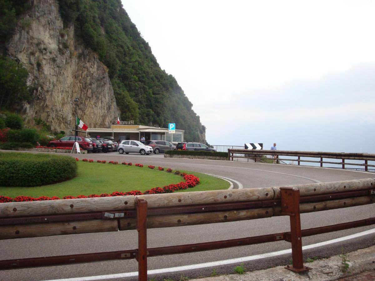 Gardameer-Tignale-Hasewinkel エクステリア 写真